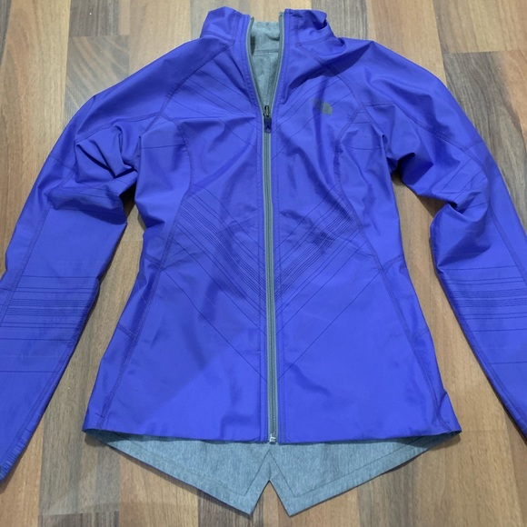 Reversible North Face Jacket - Picture 2 of 2